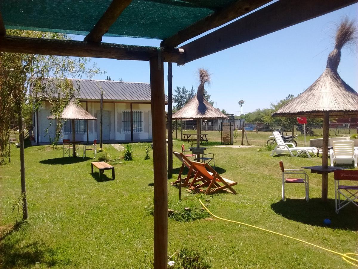 Aitue Bungalows Gualeguaychú 外观 照片